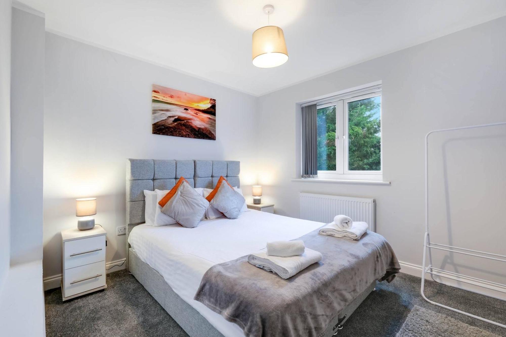2 Bedroom Penthouse With Parking High Wycombe By 360Stays Luaran gambar