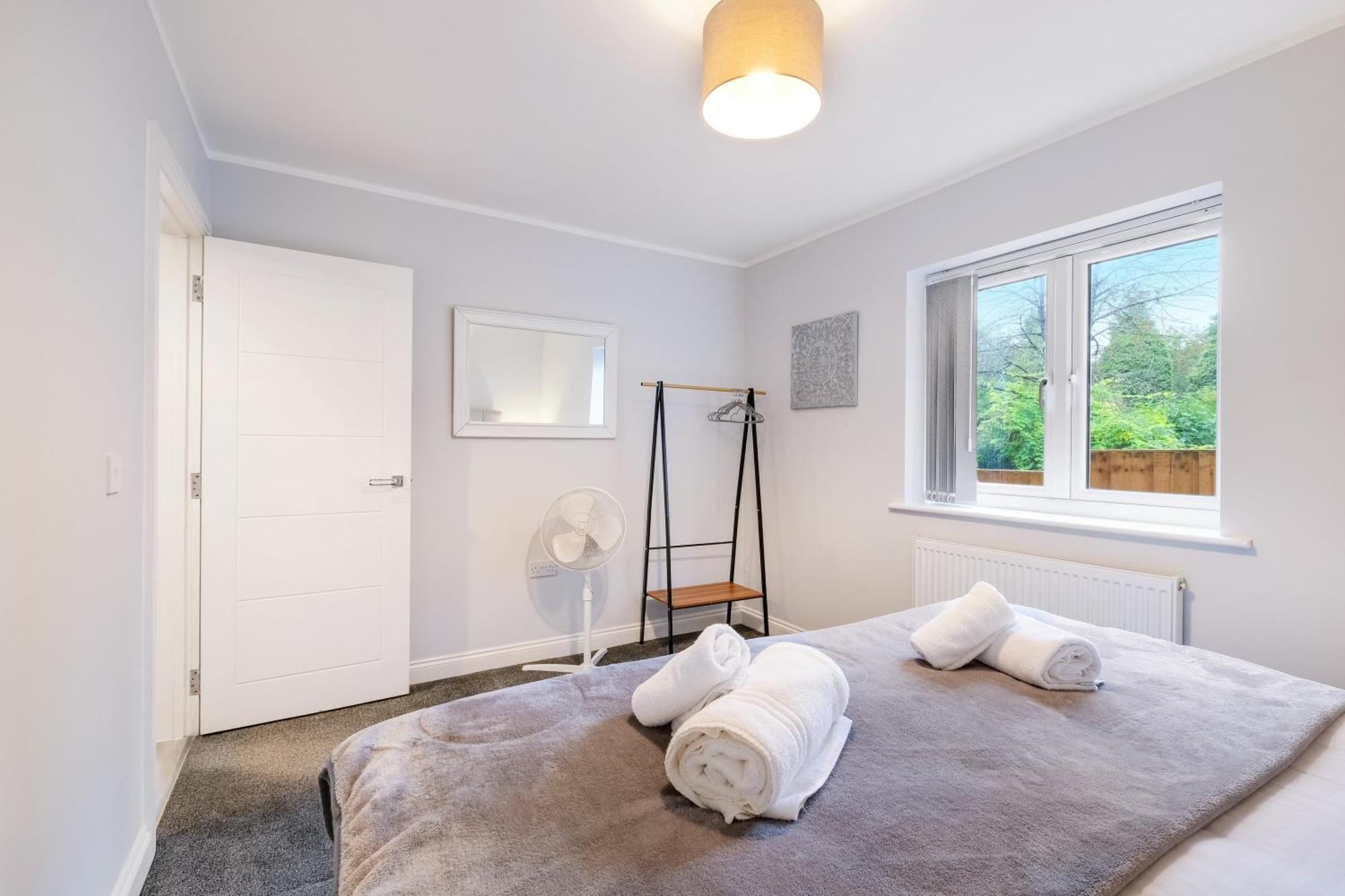 2 Bedroom Penthouse With Parking High Wycombe By 360Stays Luaran gambar