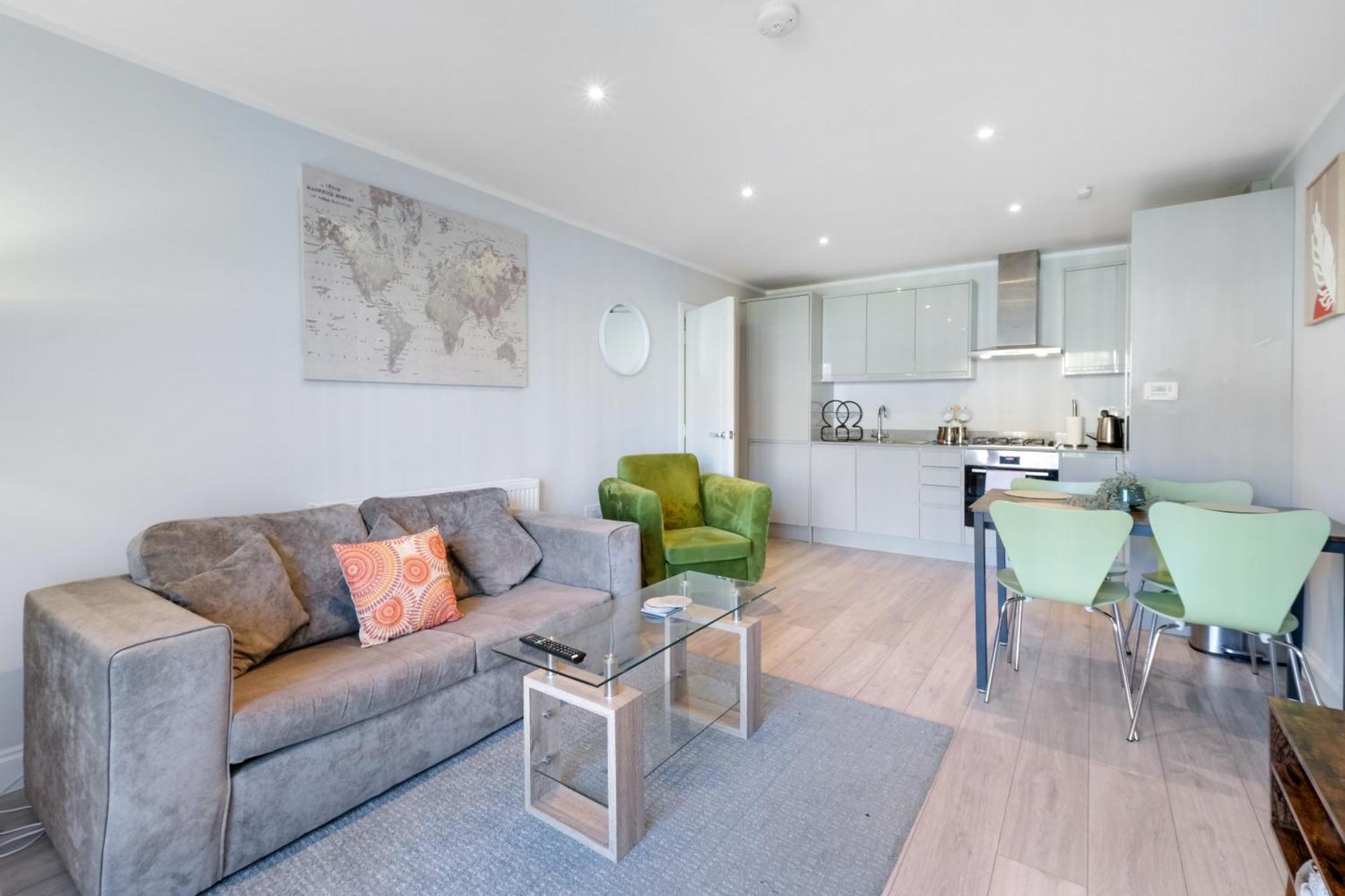 2 Bedroom Penthouse With Parking High Wycombe By 360Stays Luaran gambar