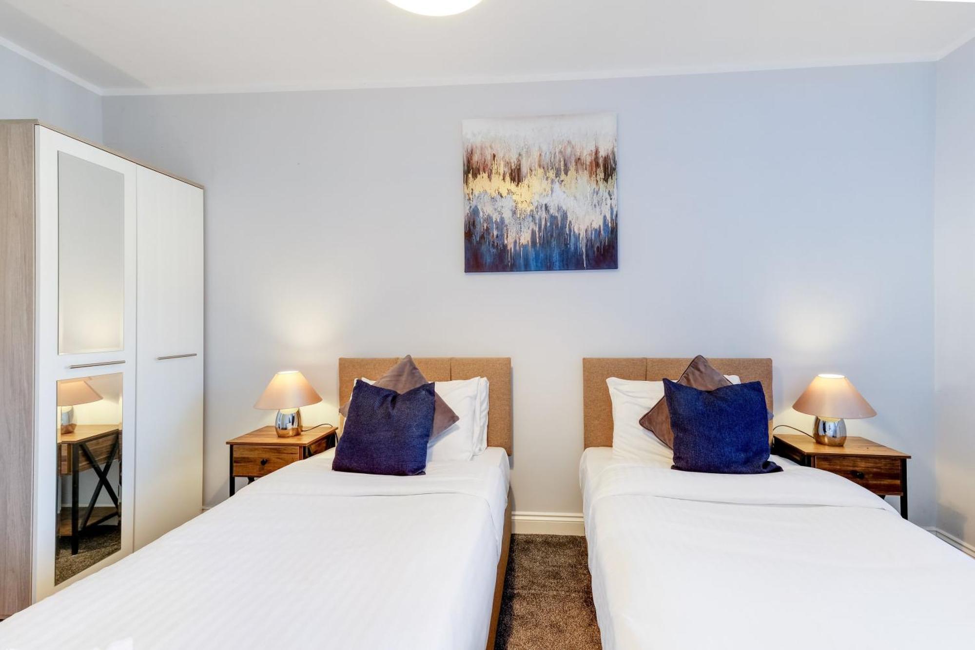 2 Bedroom Penthouse With Parking High Wycombe By 360Stays Luaran gambar